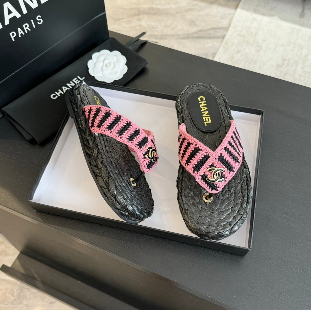 CHANEL Double C Hottest Knit Flip-Flops Black Pink