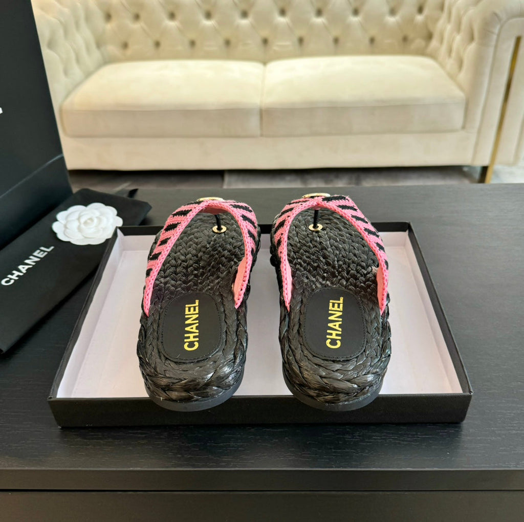 CHANEL Double C Hottest Knit Flip-Flops Black Pink