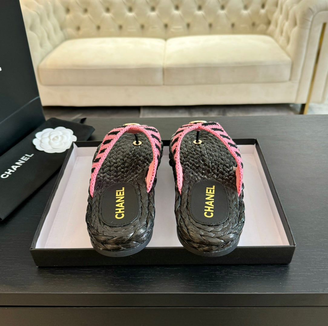 CHANEL Double C Hottest Knit Flip-Flops Black Pink