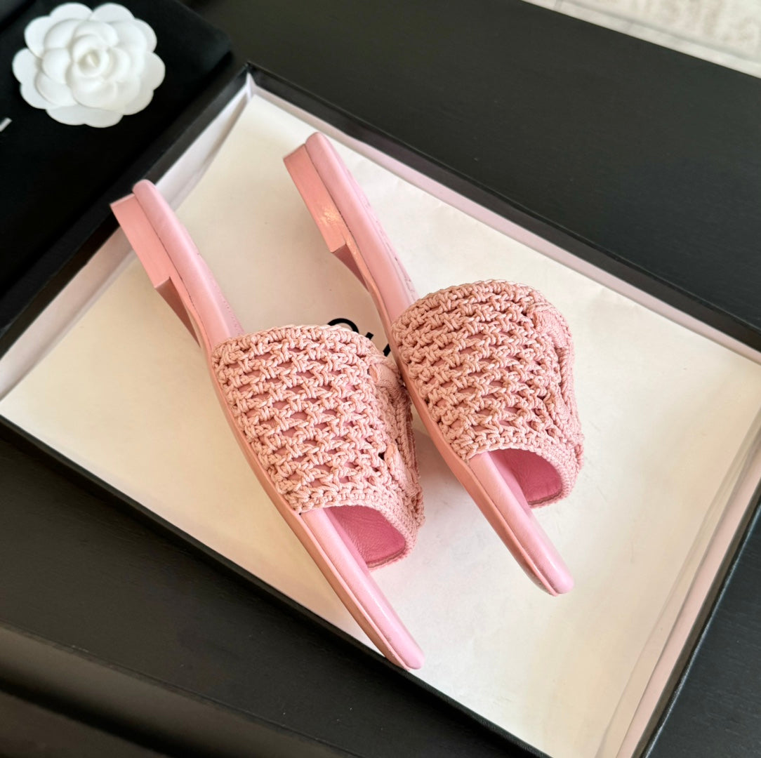CHANEL Slippers Light Pink Lambskin