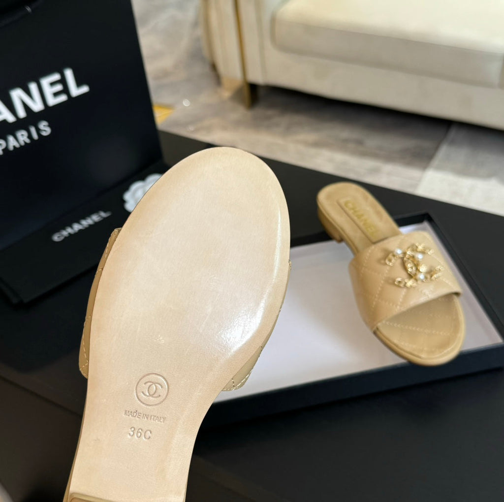 CHANEL SLIPPERS BEIGE CREAM QUILTED LAMBSKIN
