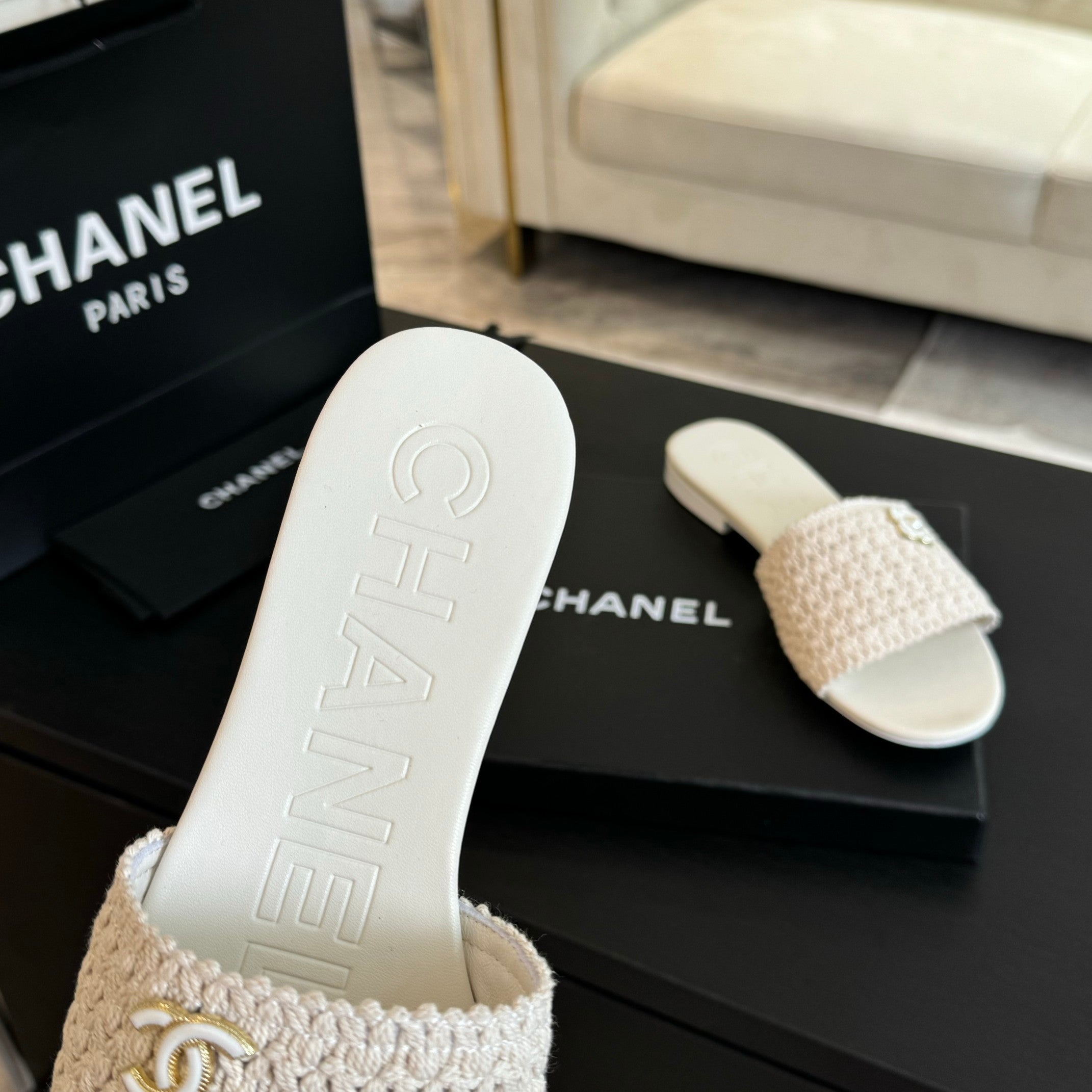 CHANEL WHITE WOVEN FLAT SLIPPERS