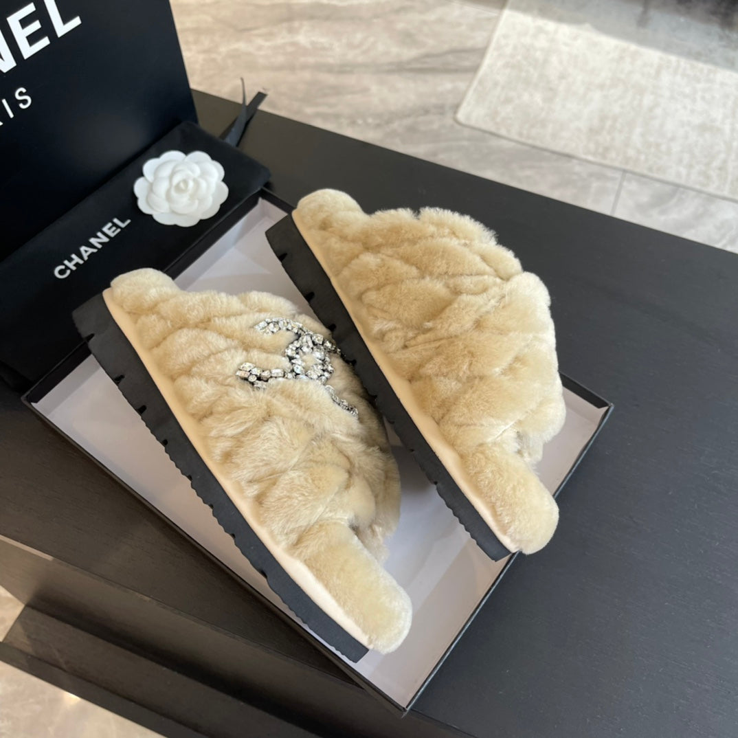 CHANEL BEIGE CREAM FUR CROSS STRAP SLIPPERS