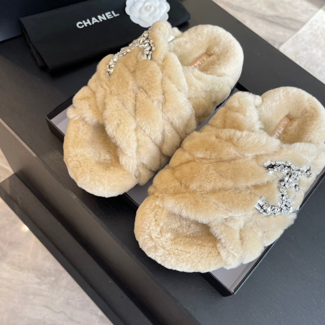 CHANEL BEIGE CREAM FUR CROSS STRAP SLIPPERS