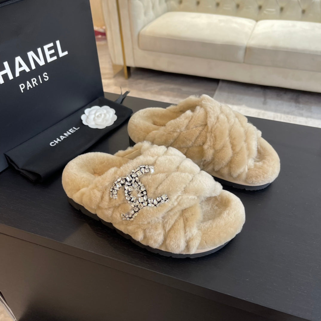 CHANEL BEIGE CREAM FUR CROSS STRAP SLIPPERS