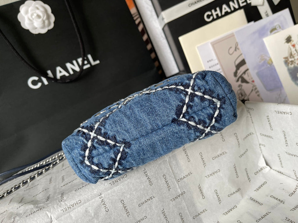 CHANEL MINI 20 CROSSBODY BAG IN BLUE DENIM WITH CHAIN