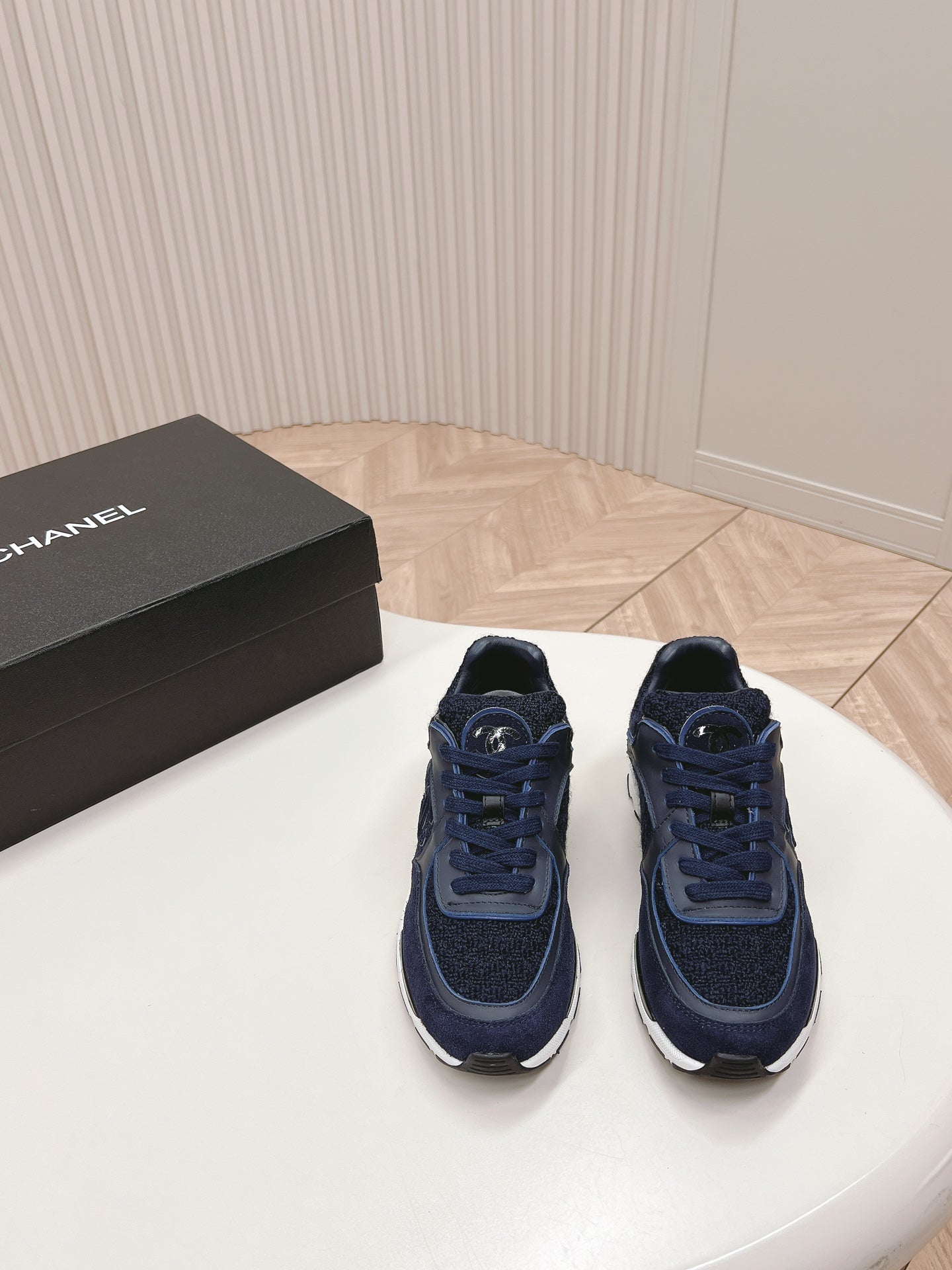 CHANEL TRAINERS IN MIDNIGHT BLUE SUEDE AND CALFSKIN