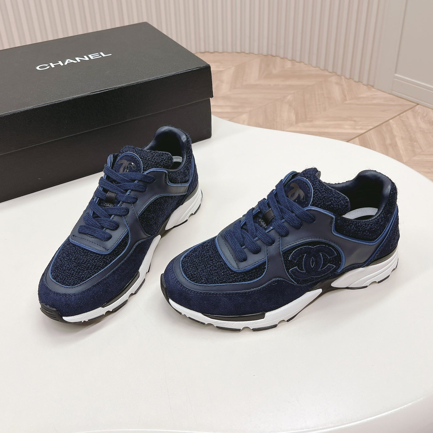 CHANEL TRAINERS IN MIDNIGHT BLUE SUEDE AND CALFSKIN
