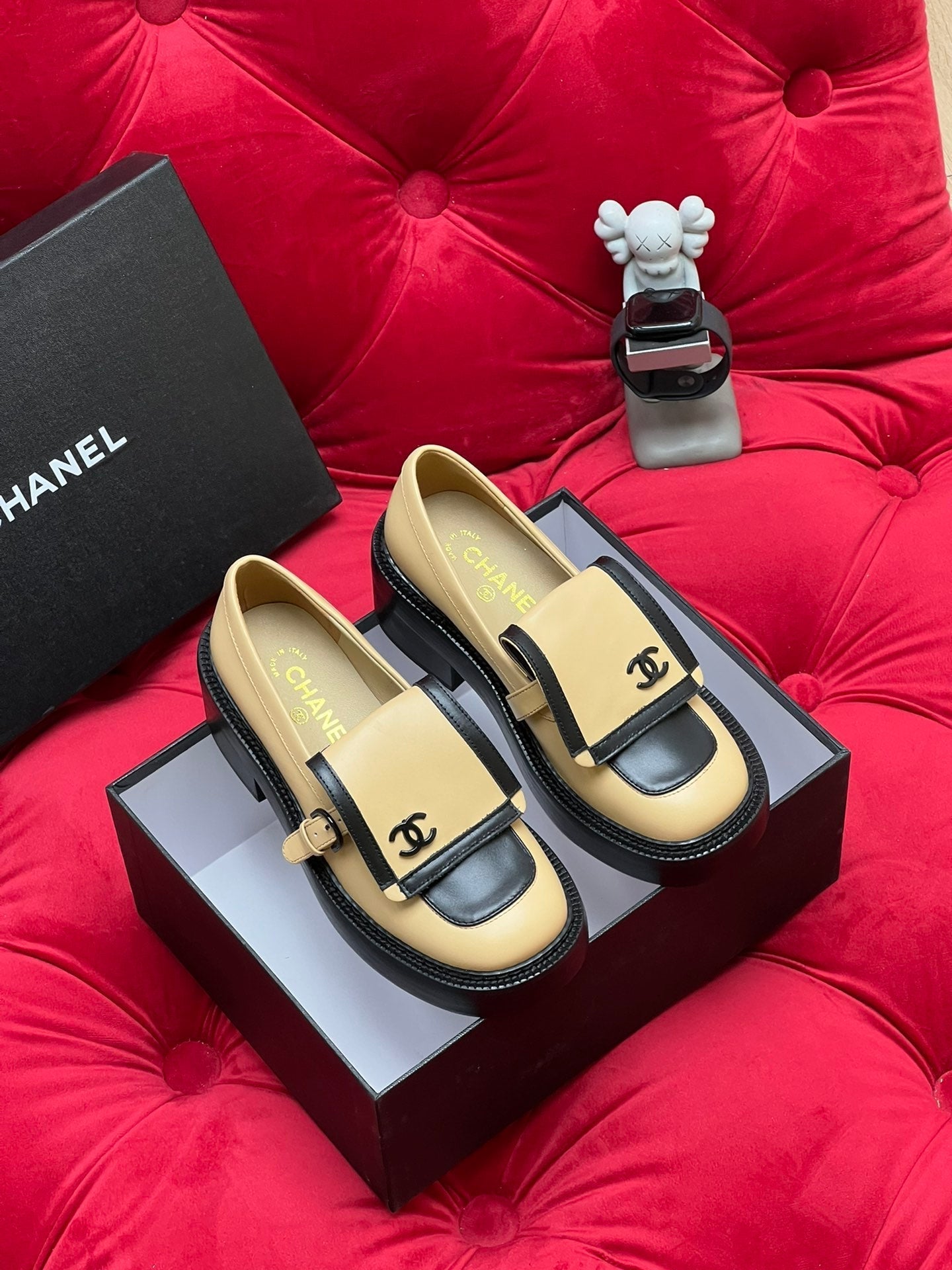 CHANEL MOASIN LOAFER IN YELLOW CREAM MIX BLACK LAMBSKIN
