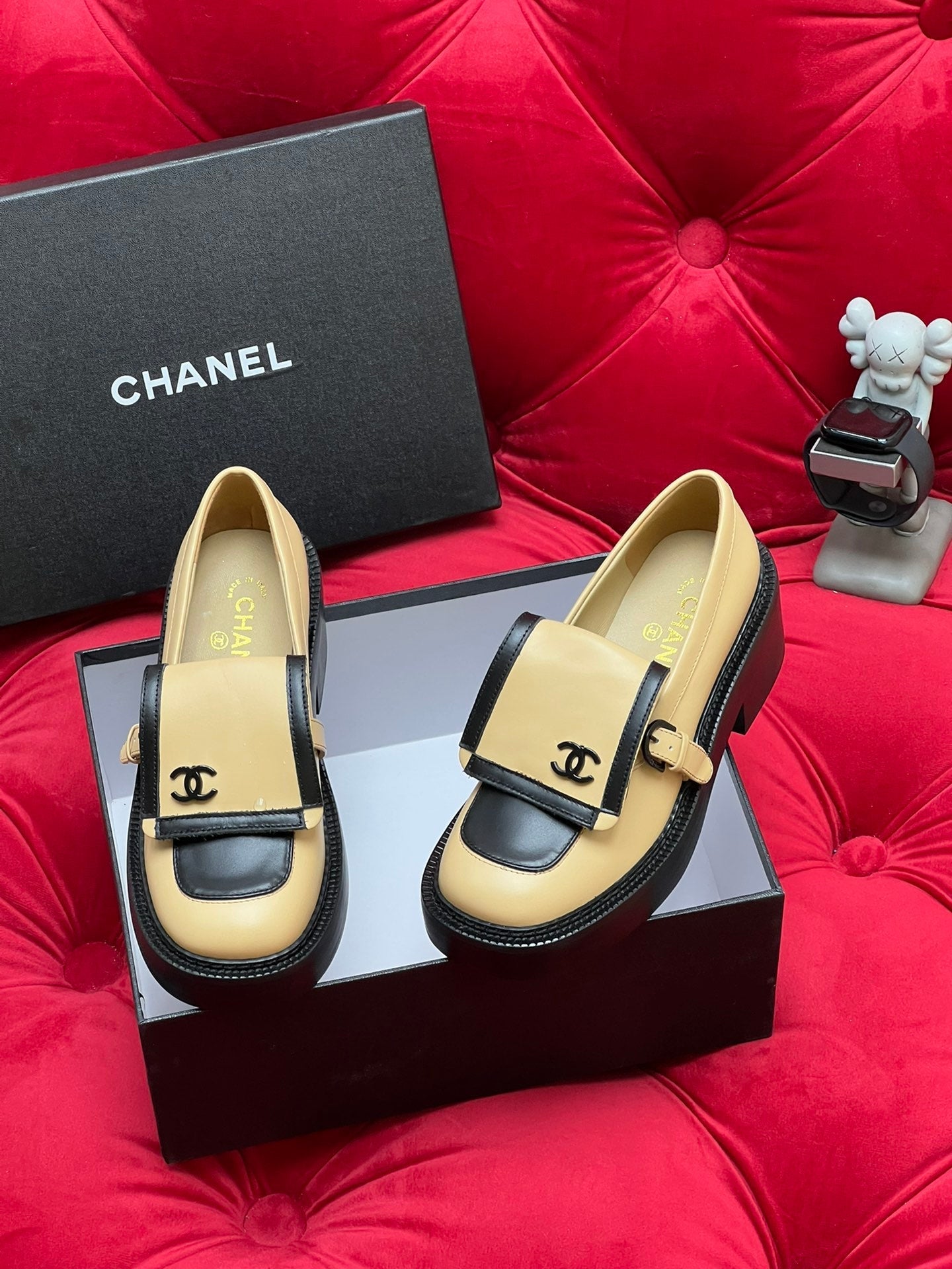 CHANEL MOASIN LOAFER IN YELLOW CREAM MIX BLACK LAMBSKIN