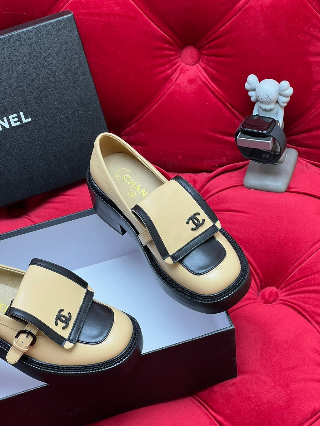 CHANEL MOASIN LOAFER IN YELLOW CREAM MIX BLACK LAMBSKIN