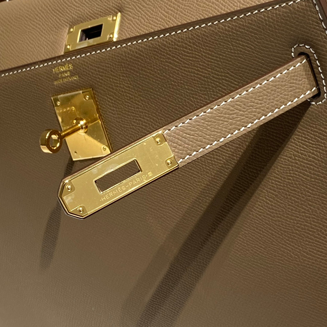 HERMES KELLY 32CM IN ETOUPE EPSOM CALFSKIN GOLD HARDWARE