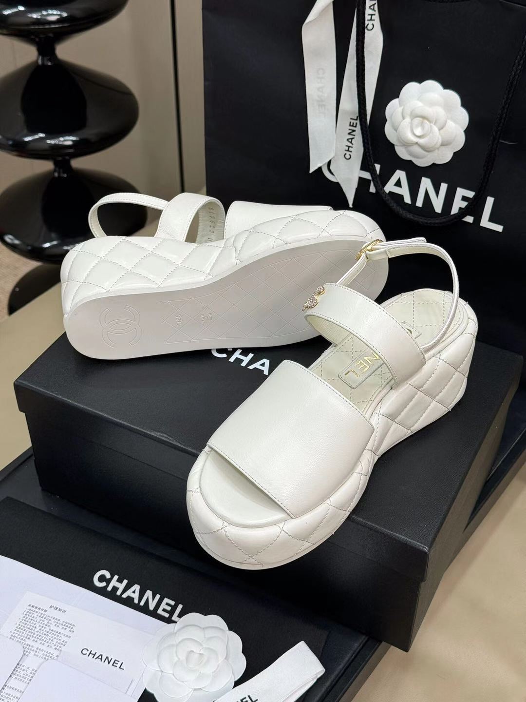 CHANEL HIGH WEDGE SANDALS IN WHITE LAMBSKIN