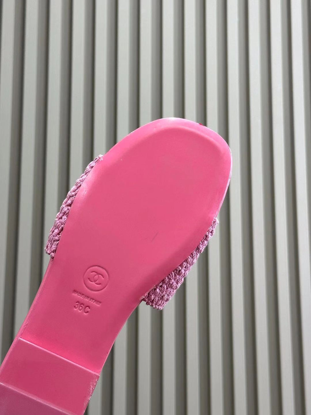 CHANEL WOVEN SLIPPERS LIGHT PINK COWHIDE SOLE