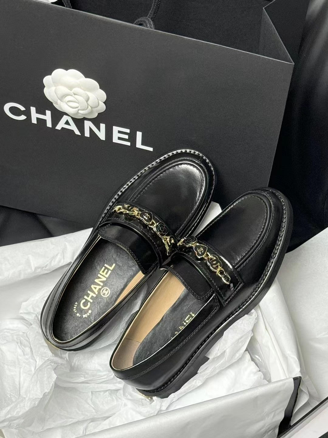 CHANEL LOAFERS BLACK QUILTED CALFSKIN