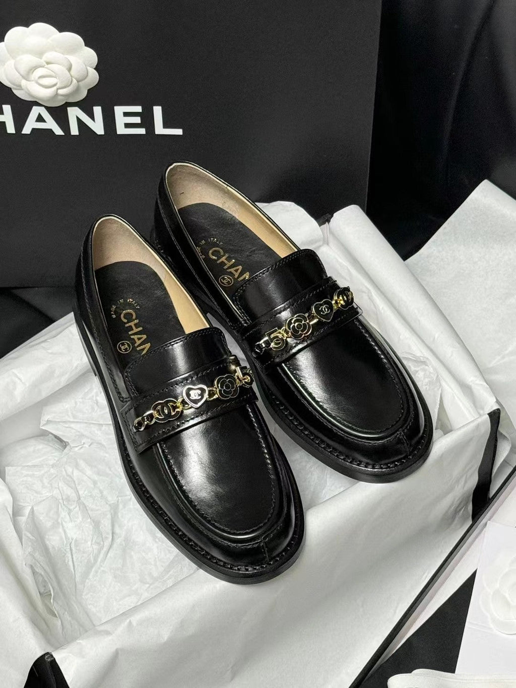 CHANEL LOAFERS BLACK QUILTED CALFSKIN