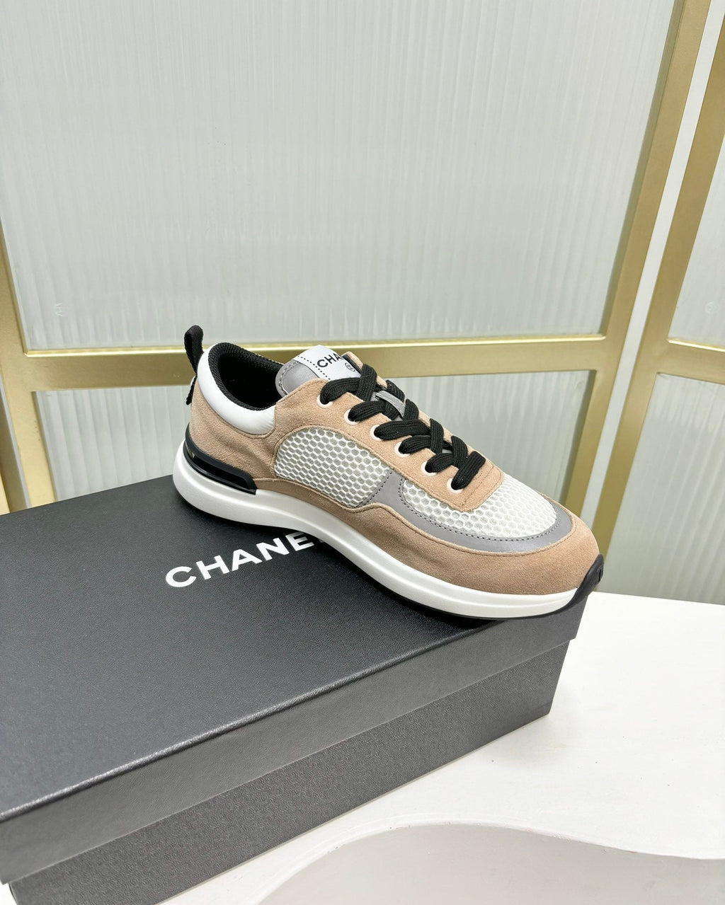 CHANEL SNEAKER IN TAN BROWN SUEDE AND GREY BREATHABLE MESH