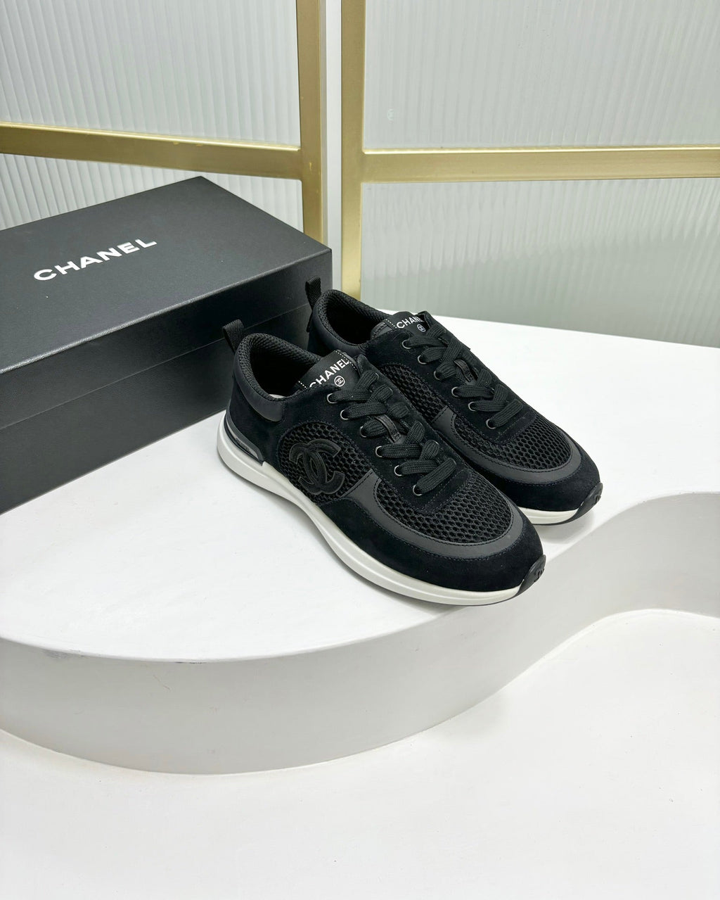 CHANEL SNEAKER IN BLACK SUEDE AND BREATHABLE MESH
