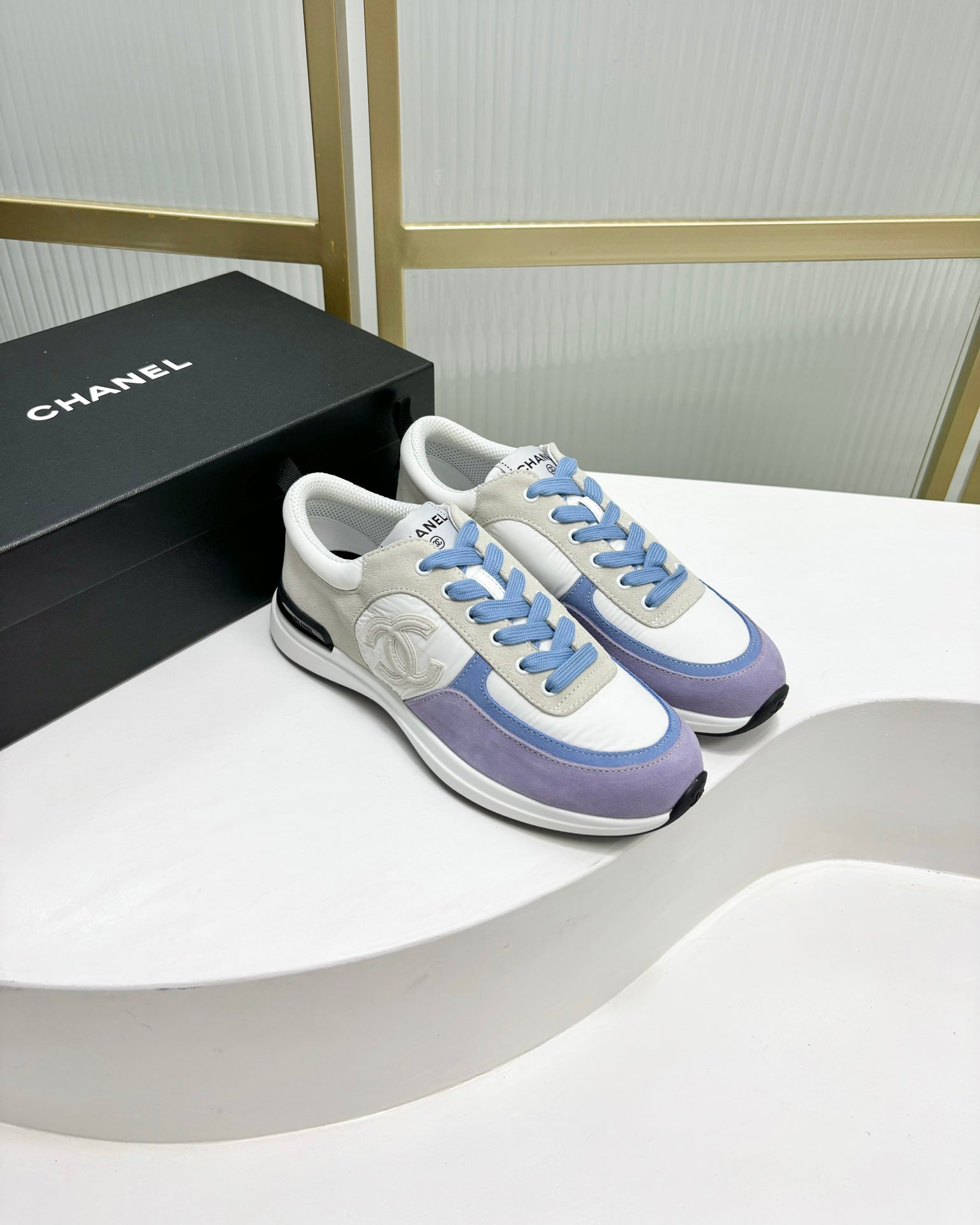 CHANEL SNEAKER IN AMETHYST PURPLE MIX GREY SUEDE