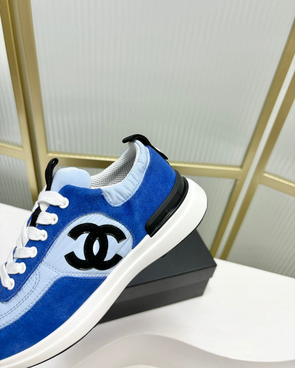 CHANEL SNEAKER IN SKY MIX COBALT BLUE SUEDE