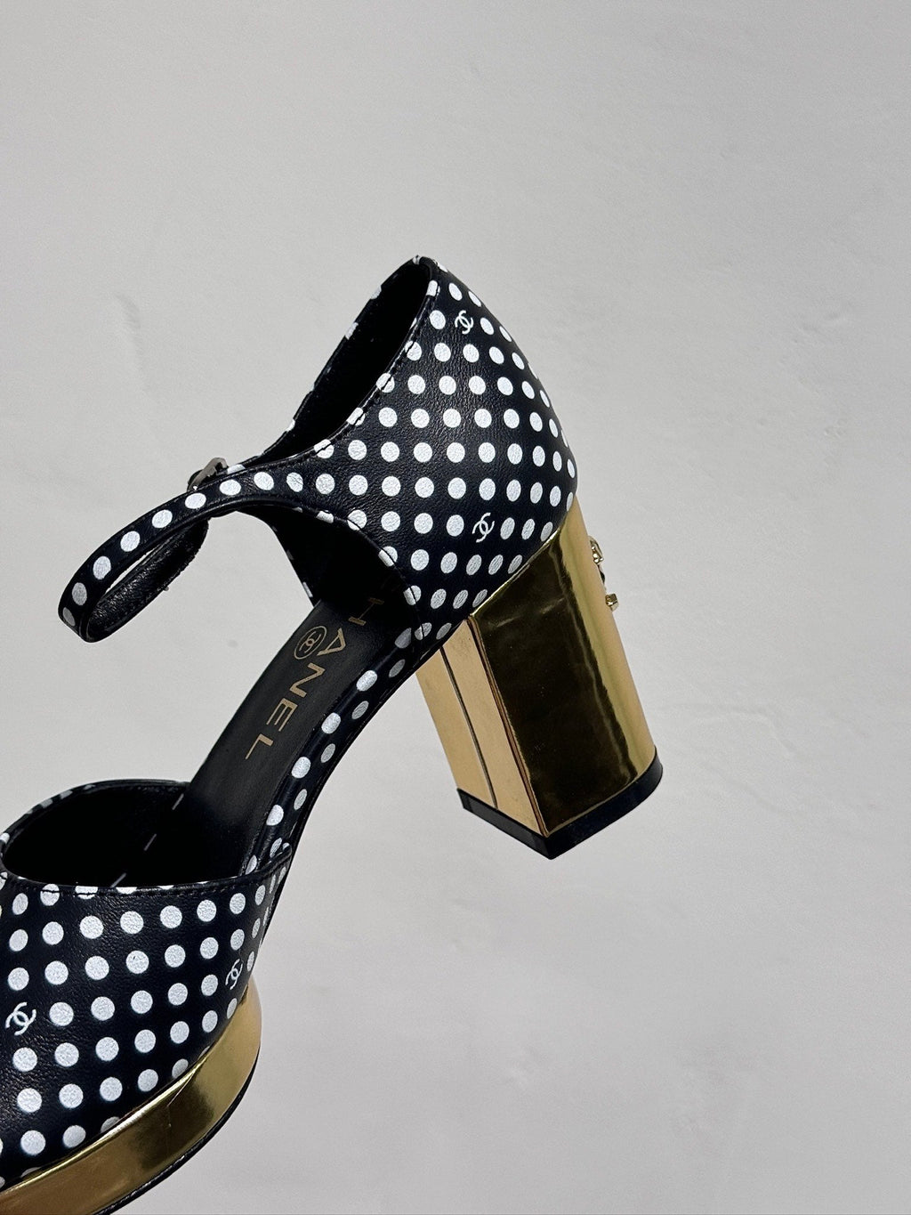 CHANEL BLOCK HEEL SANDALS BLACK POLKA DOT SHEEPSKIN