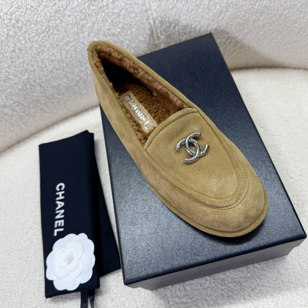 CHANEL LOAFER IN PEANUT BROWN SUEDE AND WOOL LINING