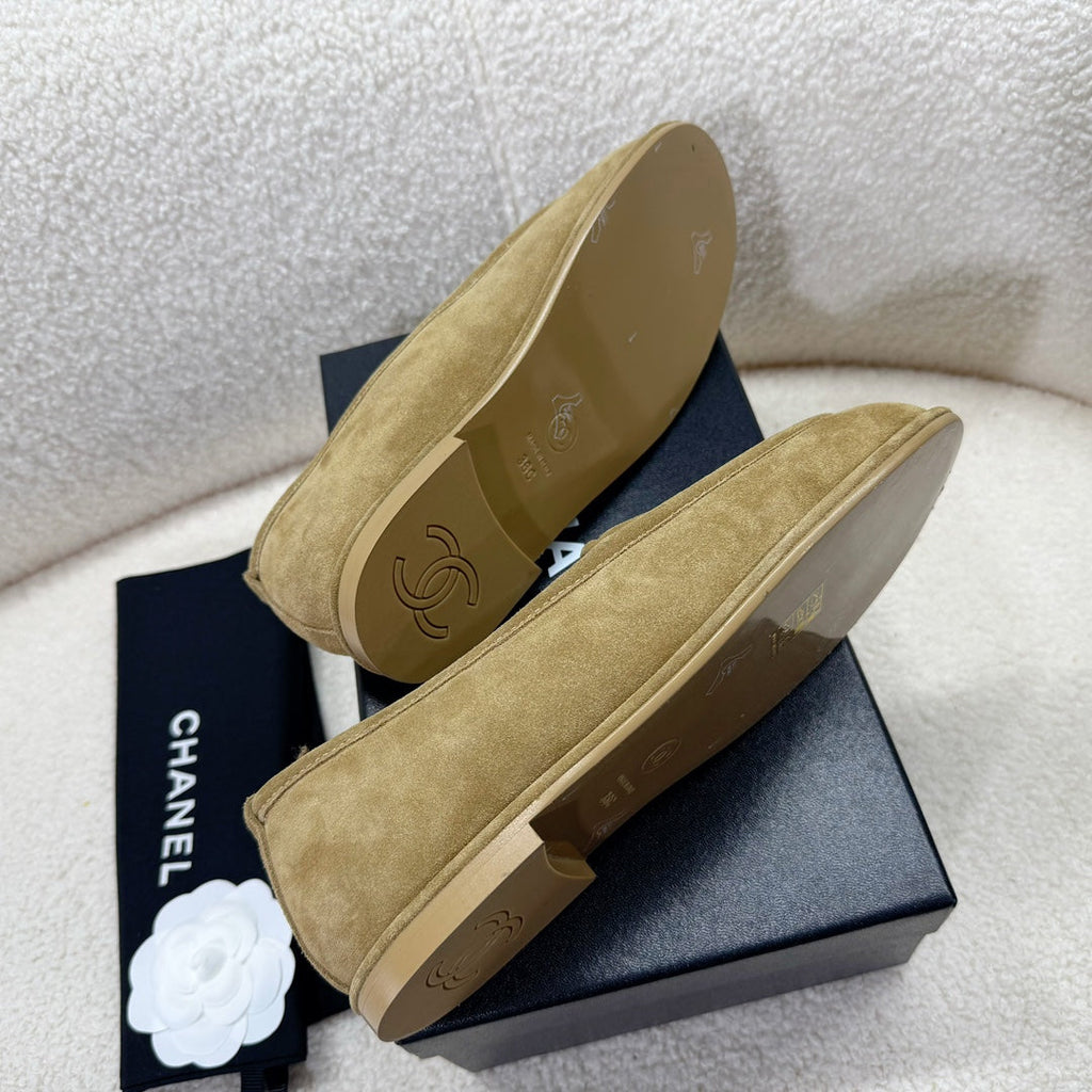 CHANEL LOAFER IN PEANUT BROWN SUEDE AND WOOL LINING