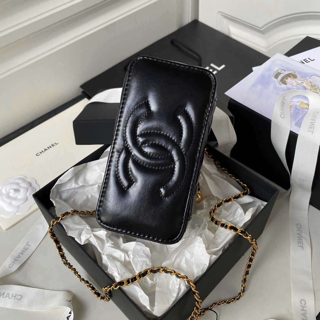 CHANEL VANITY CASE 19 BLACK LAMBSKIN GOLD HARDWARE