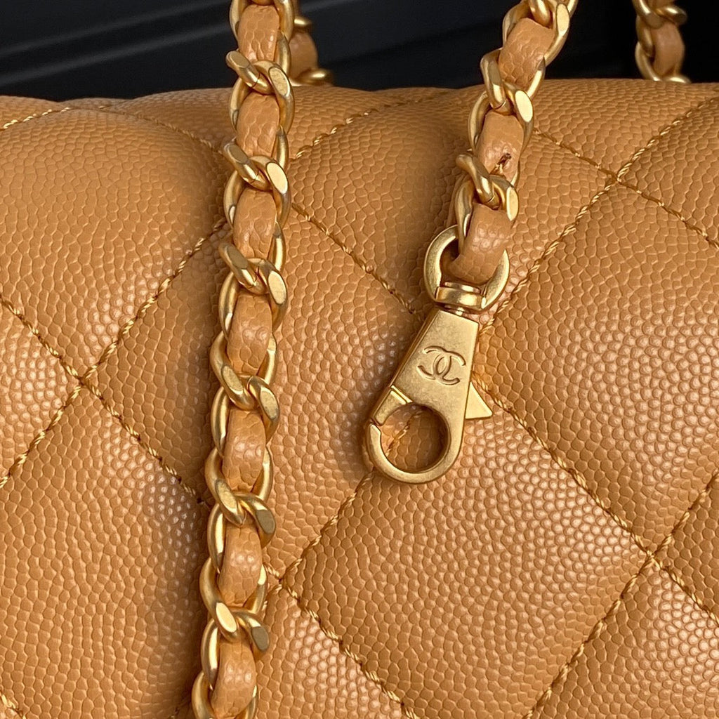 CHANEL RETRO STYLE FLAP BAG 19 IN RAW SIENNE GRAINED CALFSKIN GOLD HARDWARE
