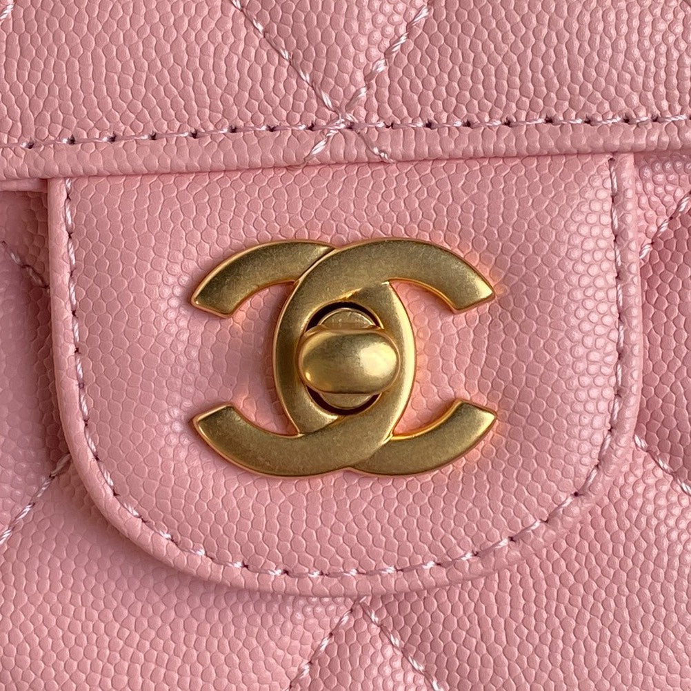 CHANEL RETRO STYLE FLAP BAG 22 IN LIGHT PINK GRAINED CALFSKIN GOLD HARDWARE