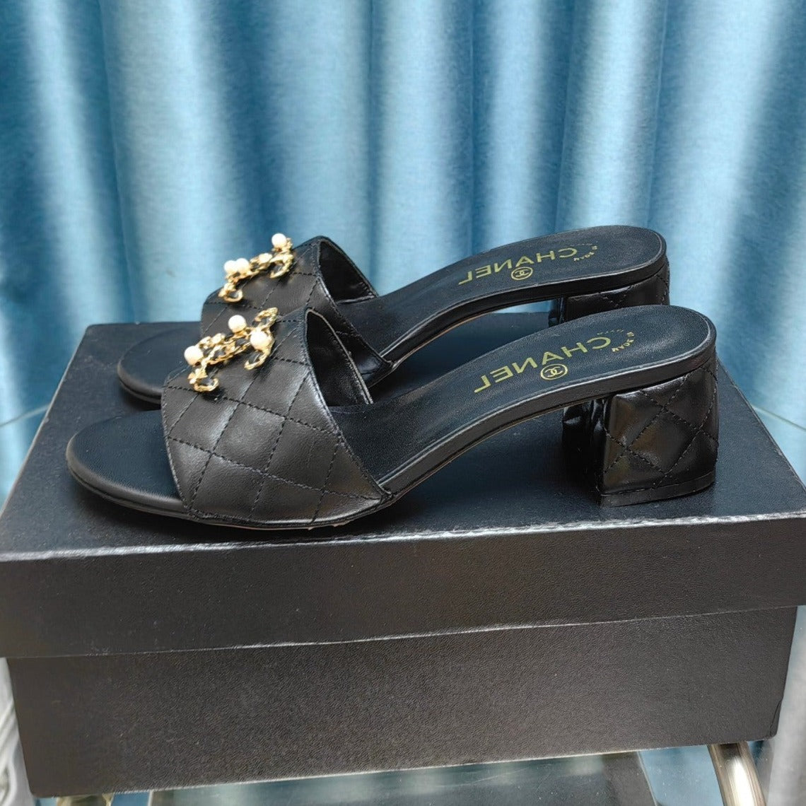 CHANEL MULE SLIDE SANDAL IN BLACK LAMBSKIN