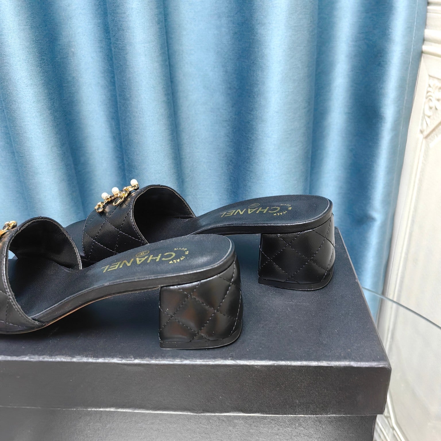 CHANEL MULE SLIDE SANDAL IN BLACK LAMBSKIN