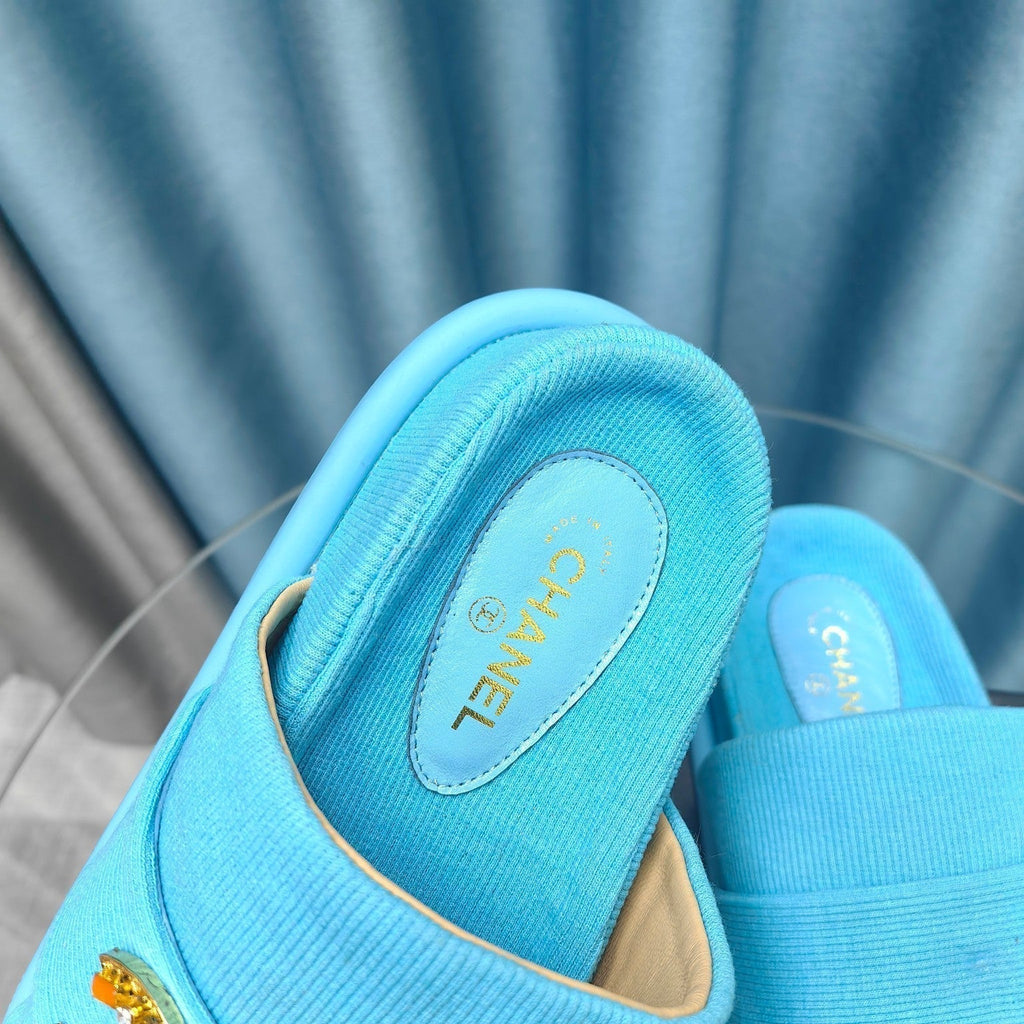 CHANEL PLATFORM HEELS SANDALS IN SAPPHIRE BLUE WOOLEN FABRIC