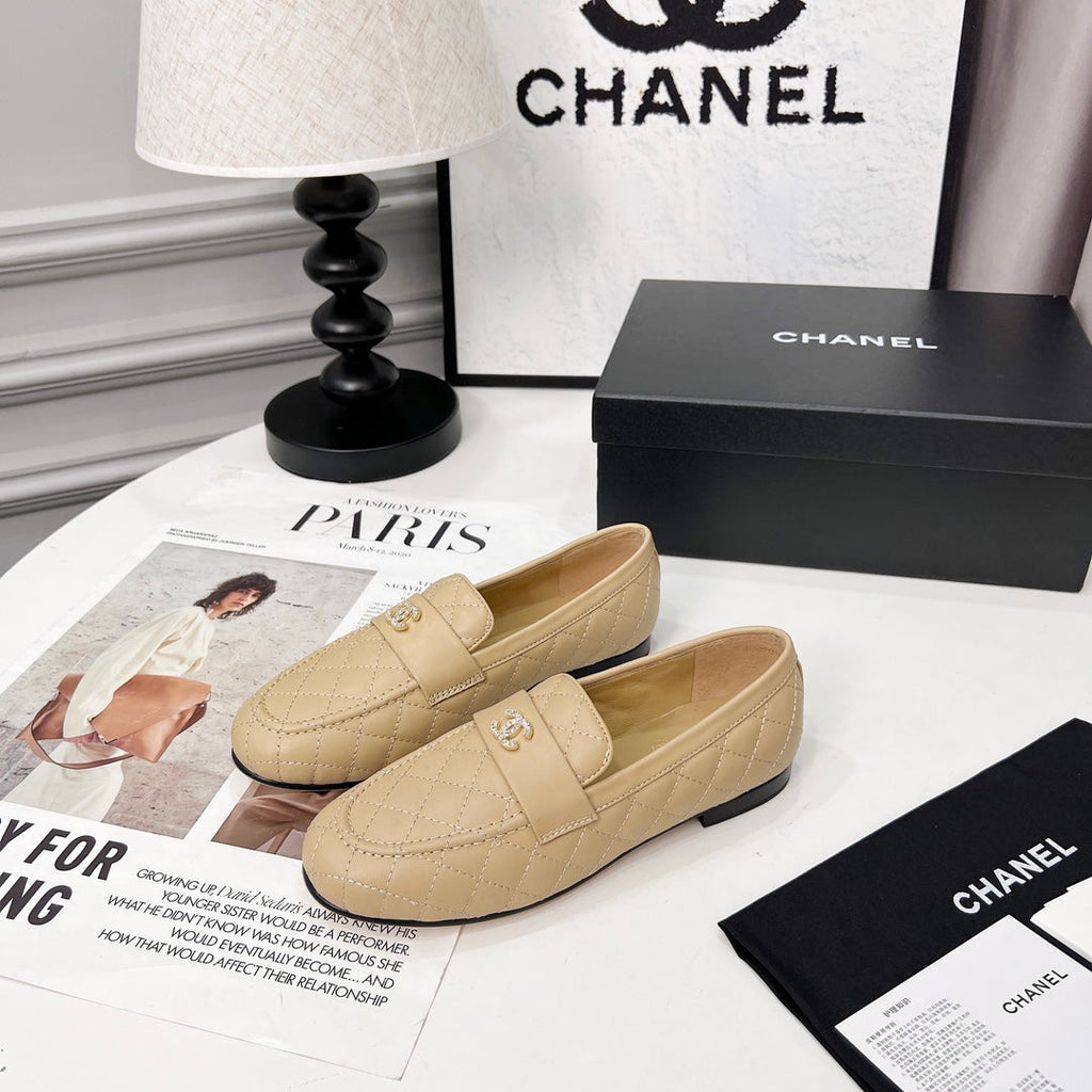 CHANEL 25S LOAFER DANCE SHOES IN BEIGE CALFSKIN GOLD HARDWARE