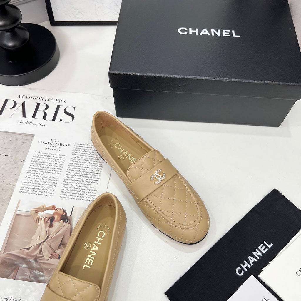 CHANEL 25S LOAFER DANCE SHOES IN BEIGE CALFSKIN GOLD HARDWARE