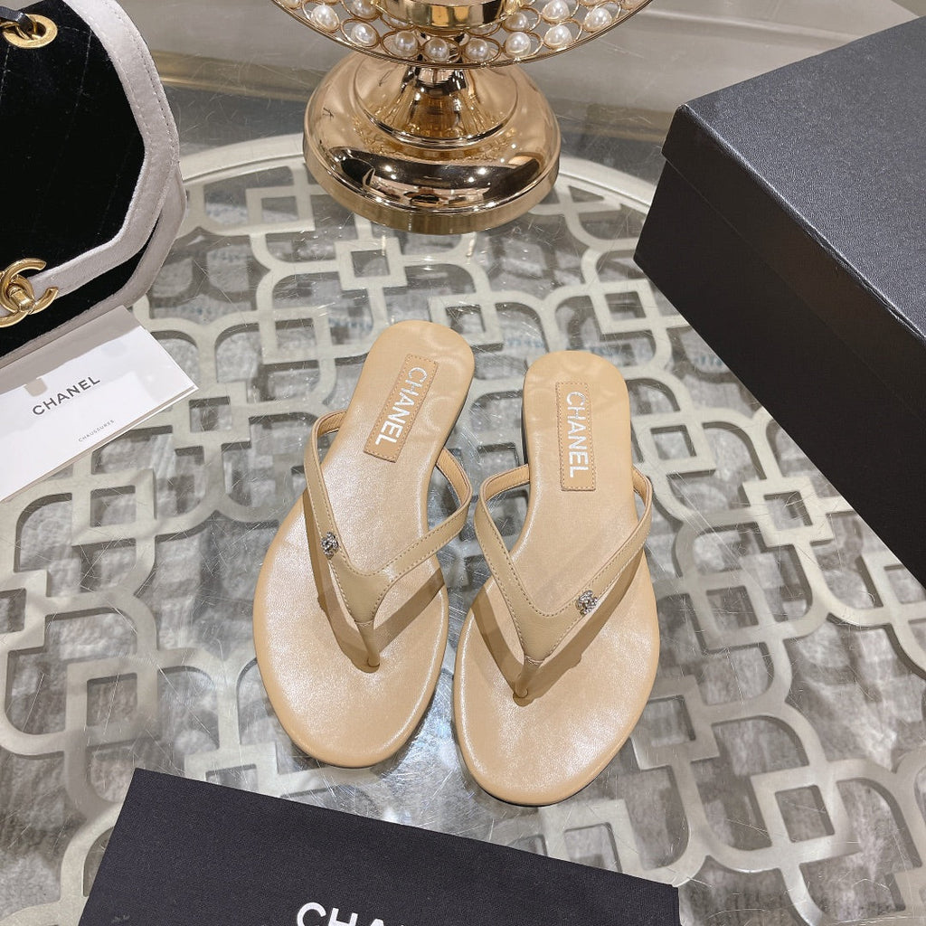 CHANEL Double  Flip  Flop Thongs Beige Cream Sheepskin