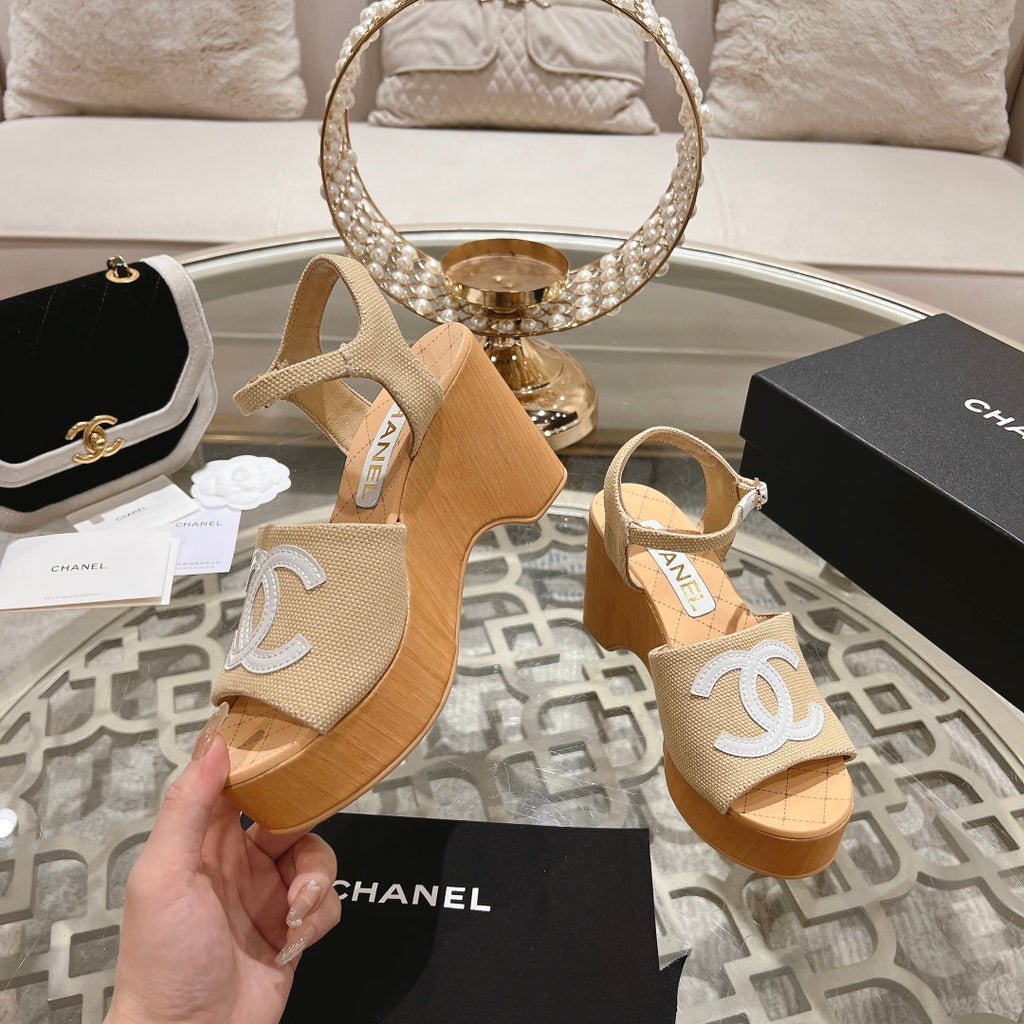 CHANEL WEDGE SANDALS IN BEIGE CREAM LAMBSKIN WITH WHITE LOGO