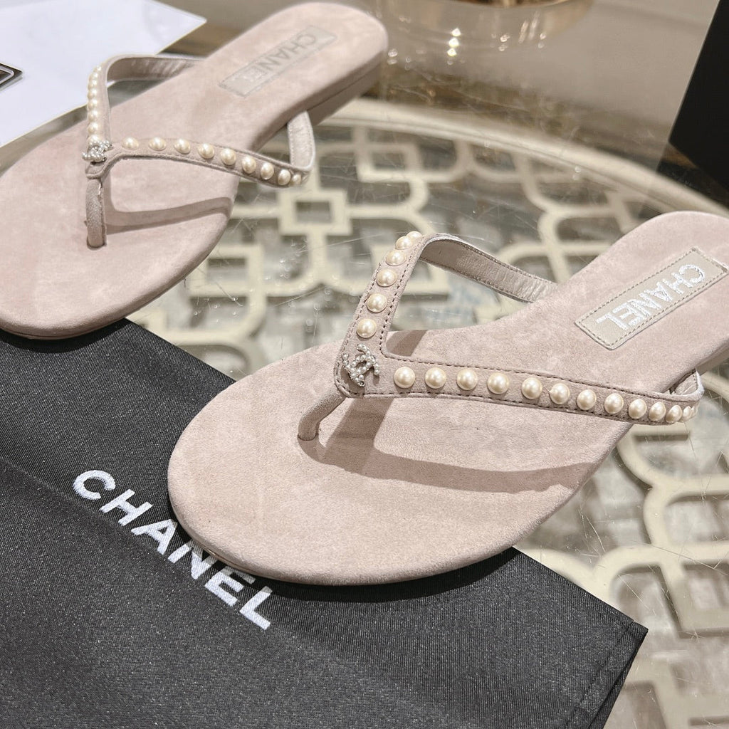 CHANEL PEARL THONG SANDAL IN PALE PINK SUEDE