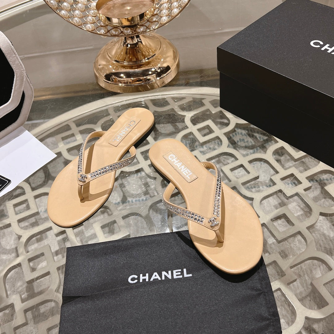 CHANEL RHINESTONES THONG SANDAL IN MACAROON TAN LAMBSKIN