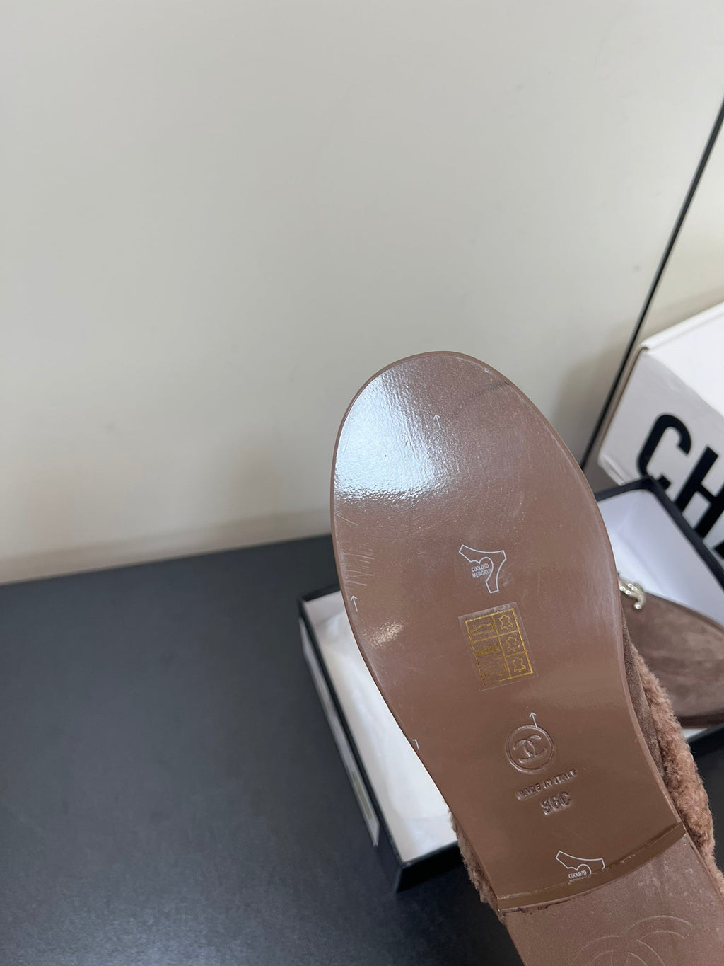 CHANEL LOAFERS MULE IN MEDIUM BROWN SUEDE AND FLEECE LINING