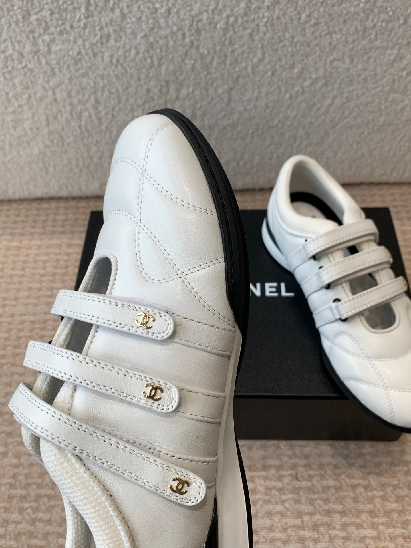 CHANEL MARY JANE SNEAKERS IN WHITE LAMBSKIN