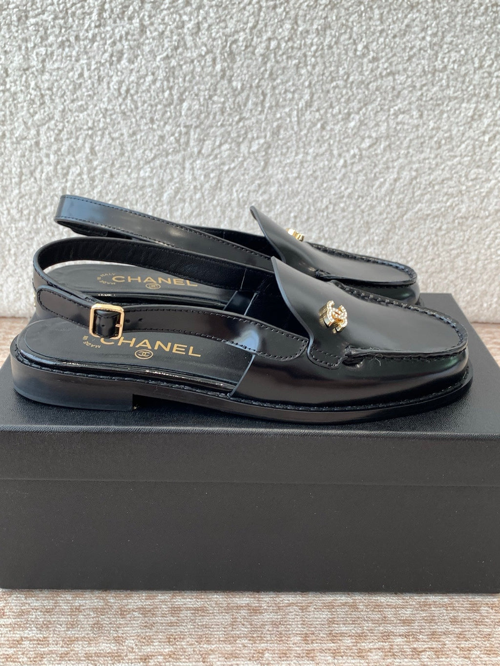 CHANEL MOASIN SLINGBACK IN BLACK PATENT CALFSKIN
