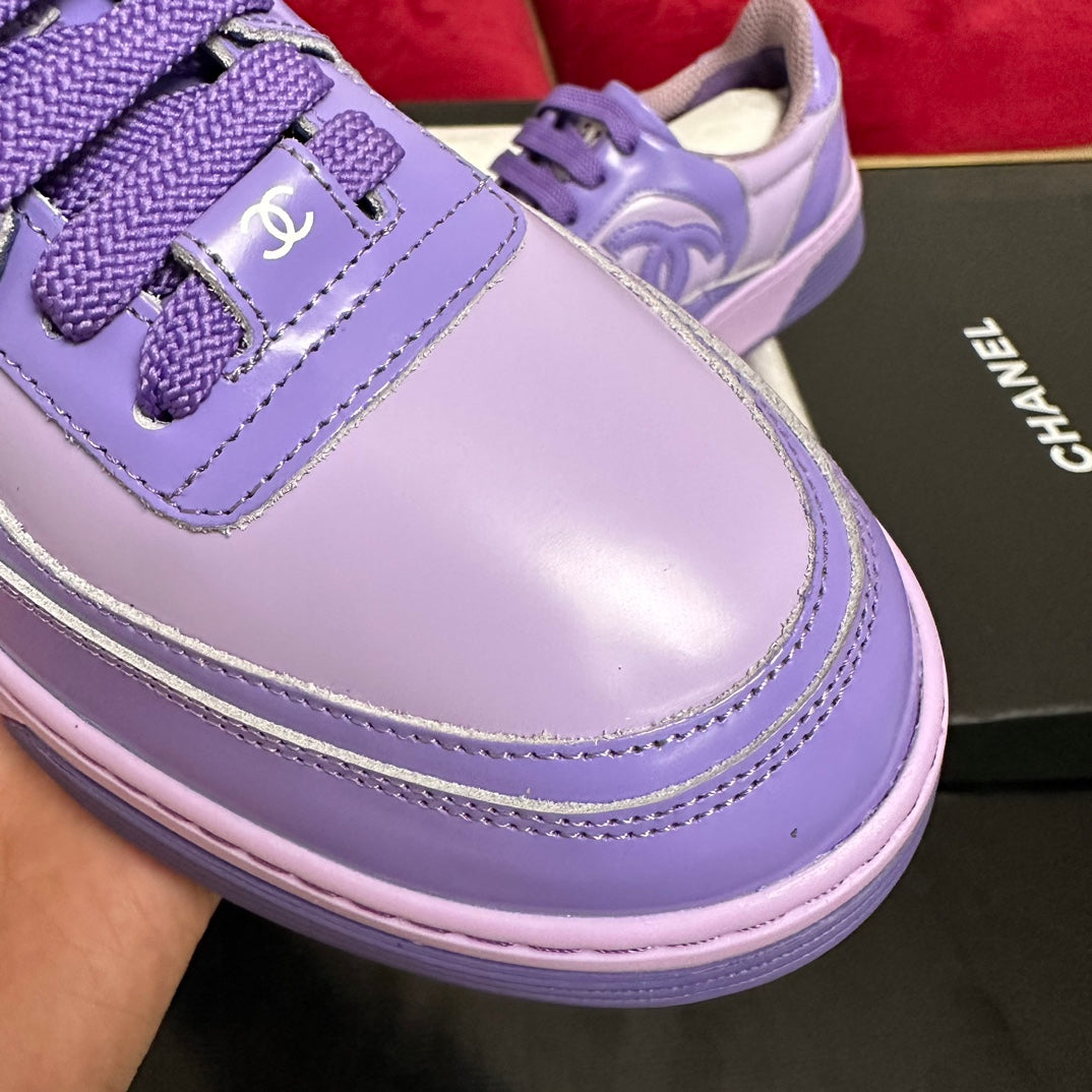 CHANEL TRAINERS IN LIGHT PURPLE SHINY CALFSKIN