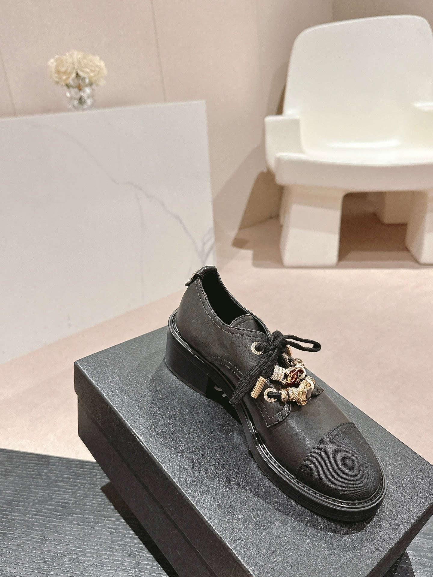 CHANEL OXFORD SHOES BLACK SHEEPSKIN