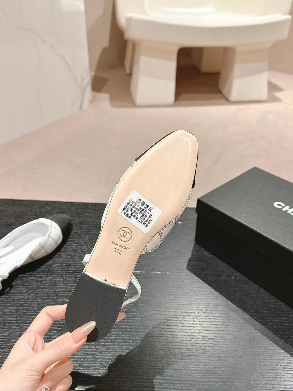 CHANEL SLINGBACKS IN WHITE LAMBSKIN AND BLACK SATIN