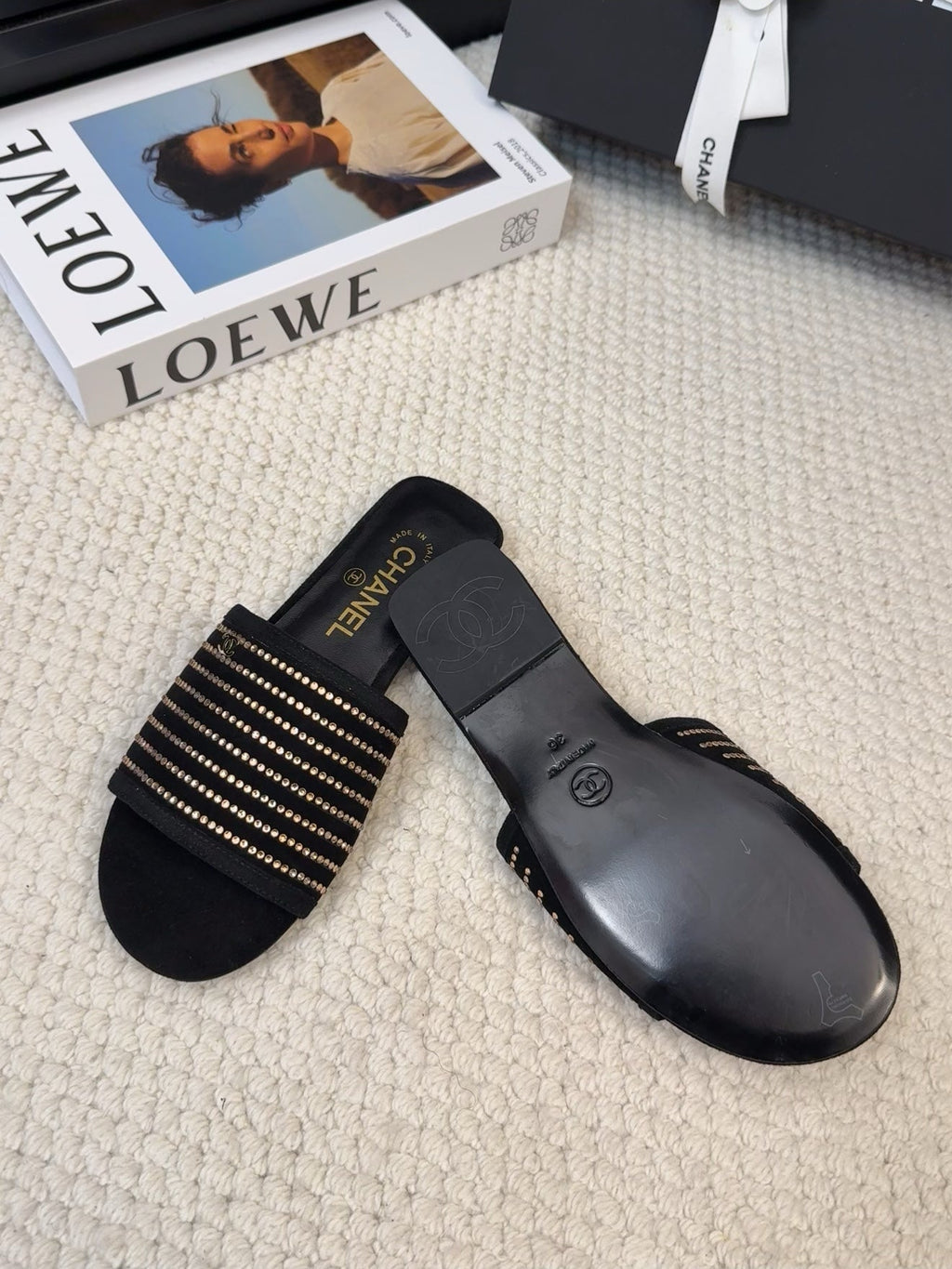 CHANEL FLAT SLIDE IN BLACK SUEDE WITH CRYSTALS