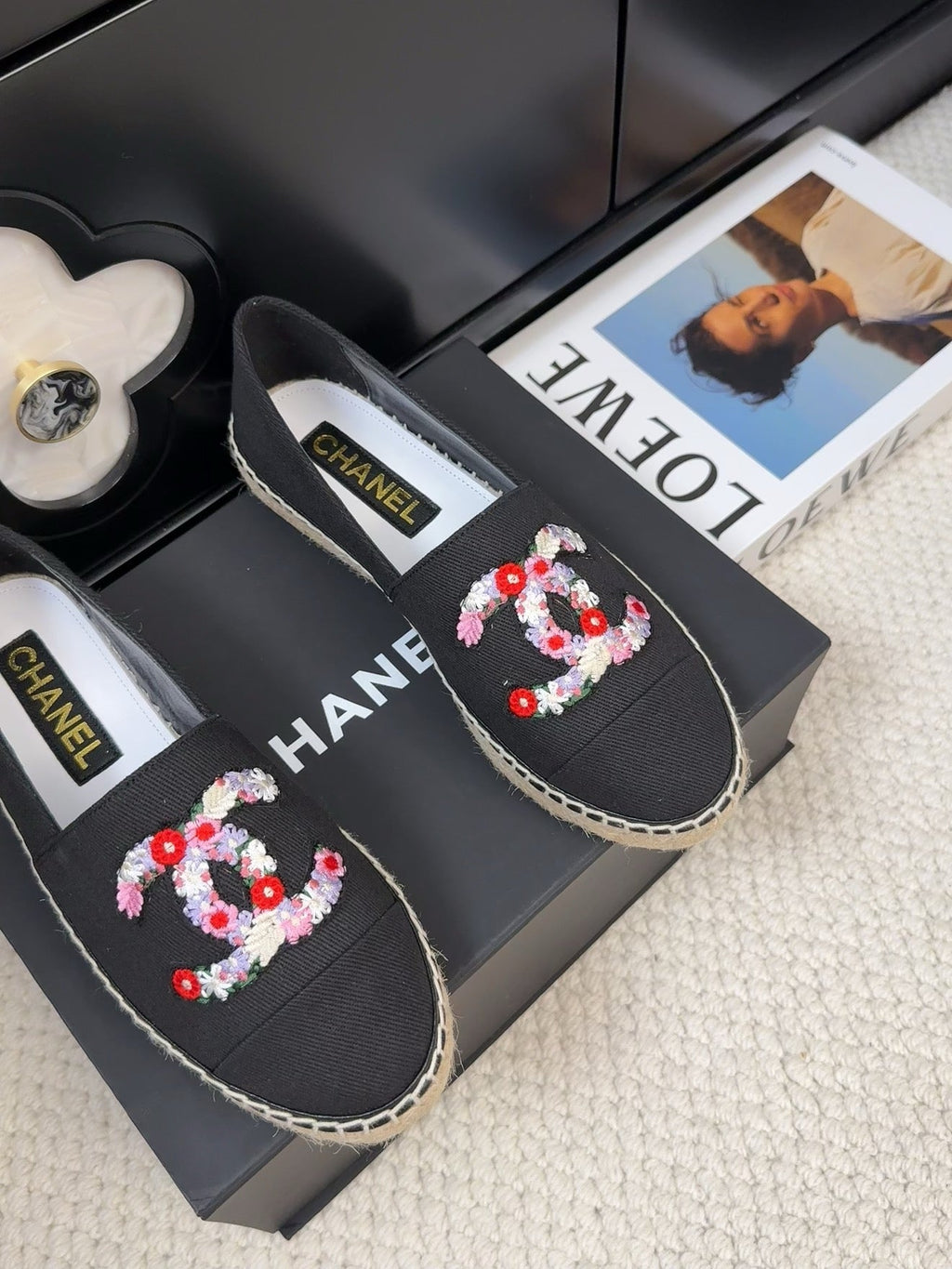 CHANEL LOAFER IN BLACK CANVAS WITH COLORFUL LOGO