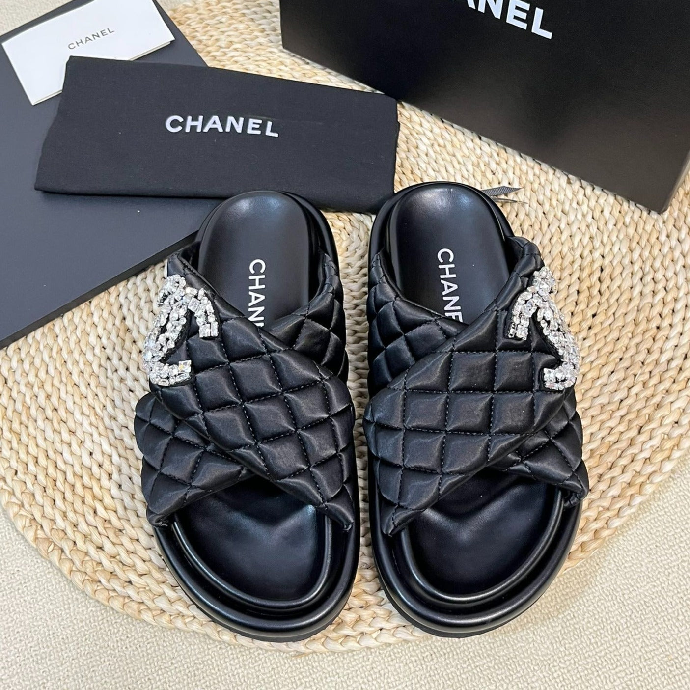 CHANEL Women's slippers with two crossed straps sheepskins black
