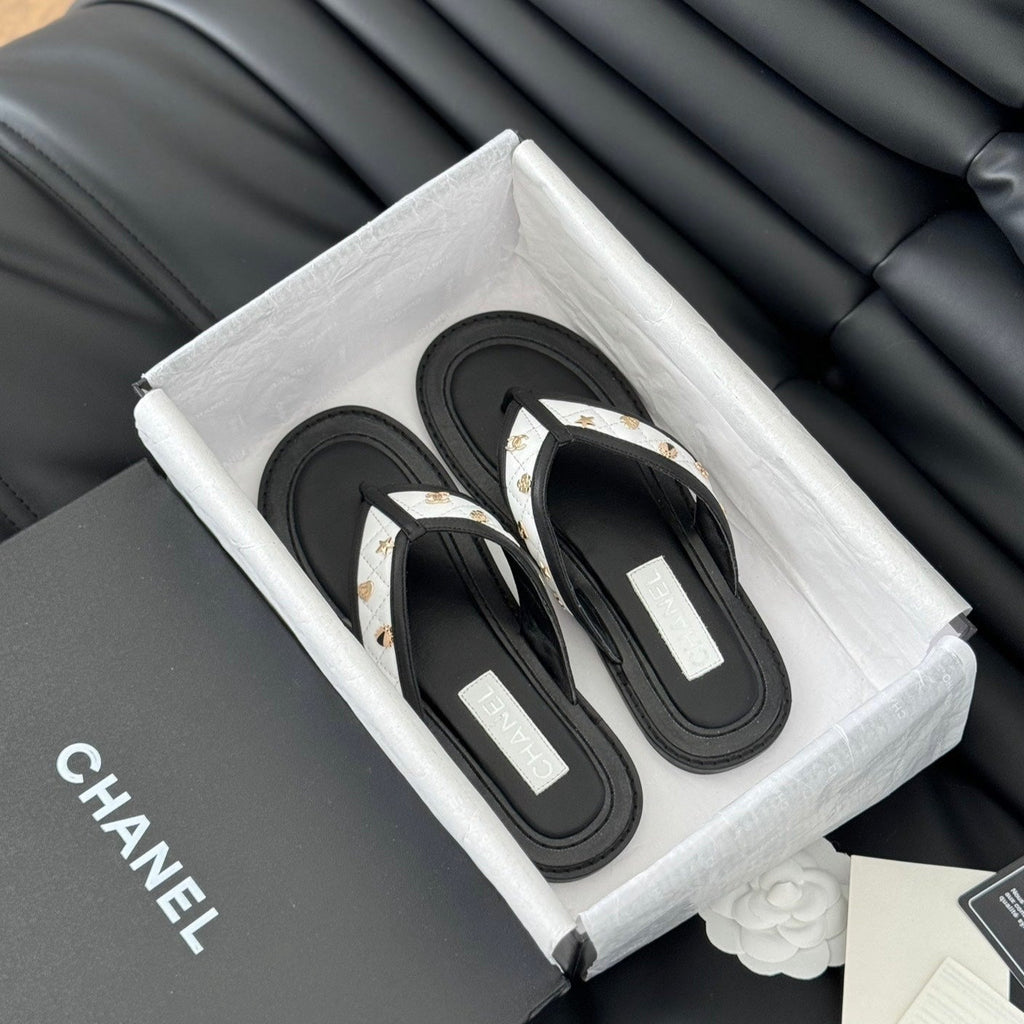 CHANEL Double C Thong Sandals Lambskin Black White
