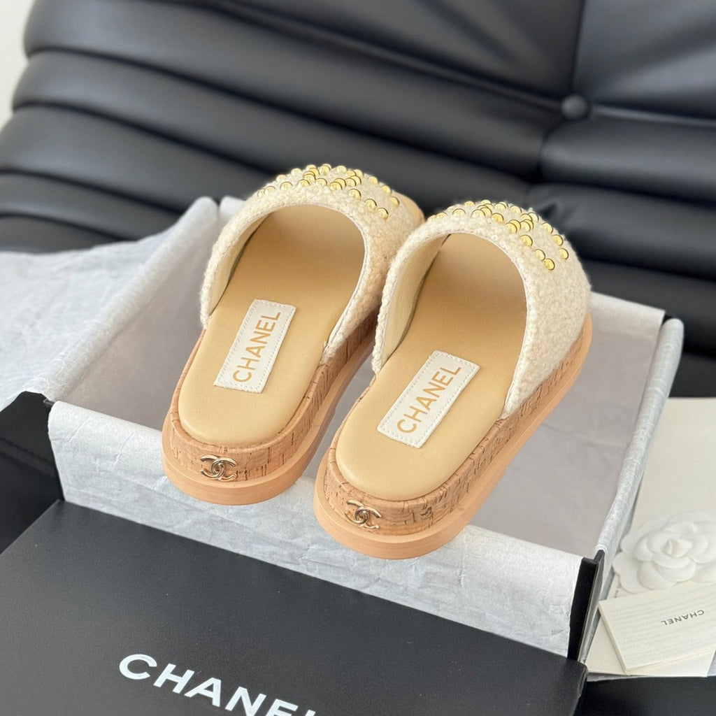 CHANEL Slippers Platform Lambskin Beige Cream